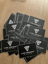 LIVN'PRESENT STICKER